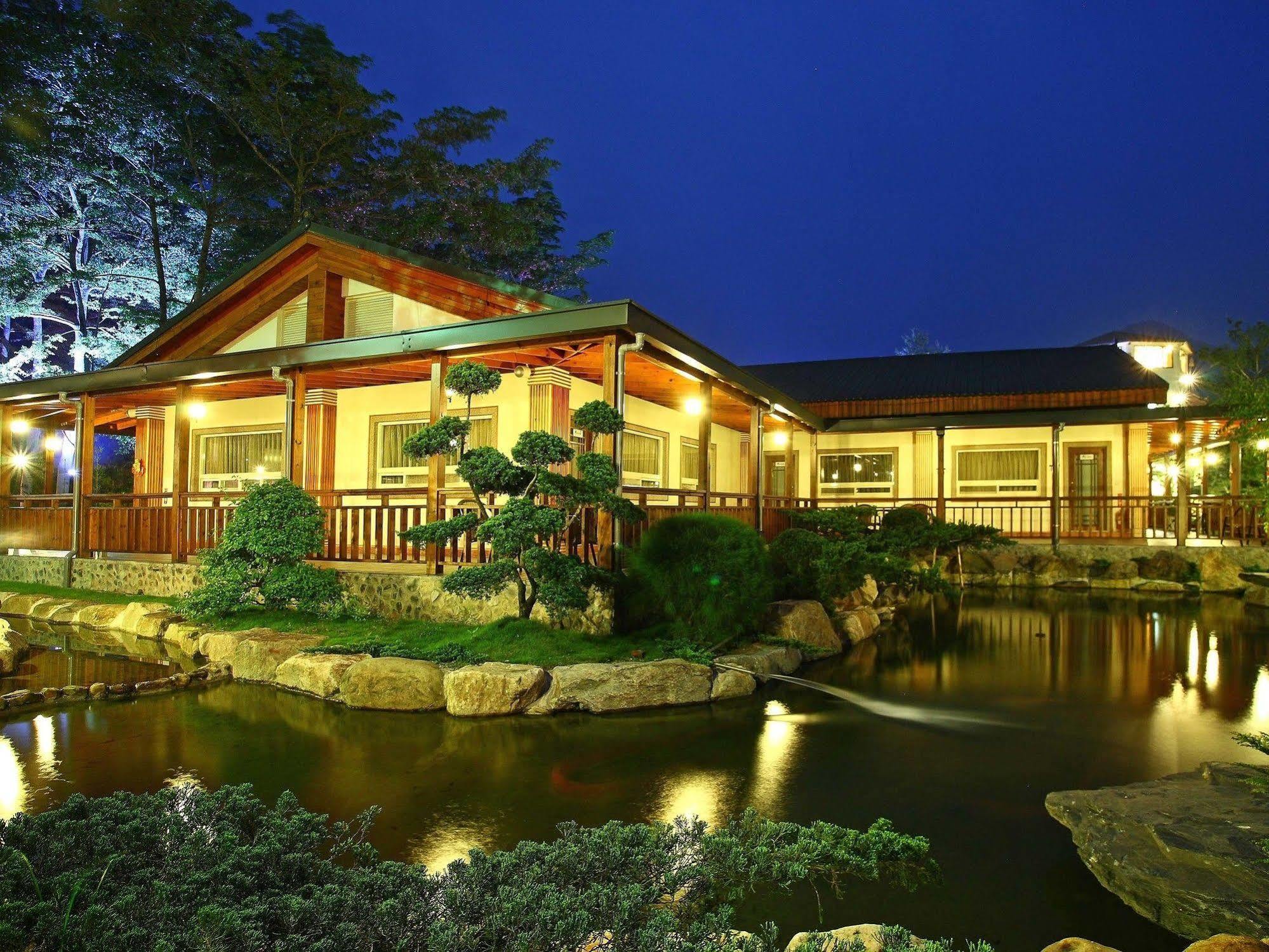 Nantou 绿庄飞阁渡假会馆酒店 外观 照片